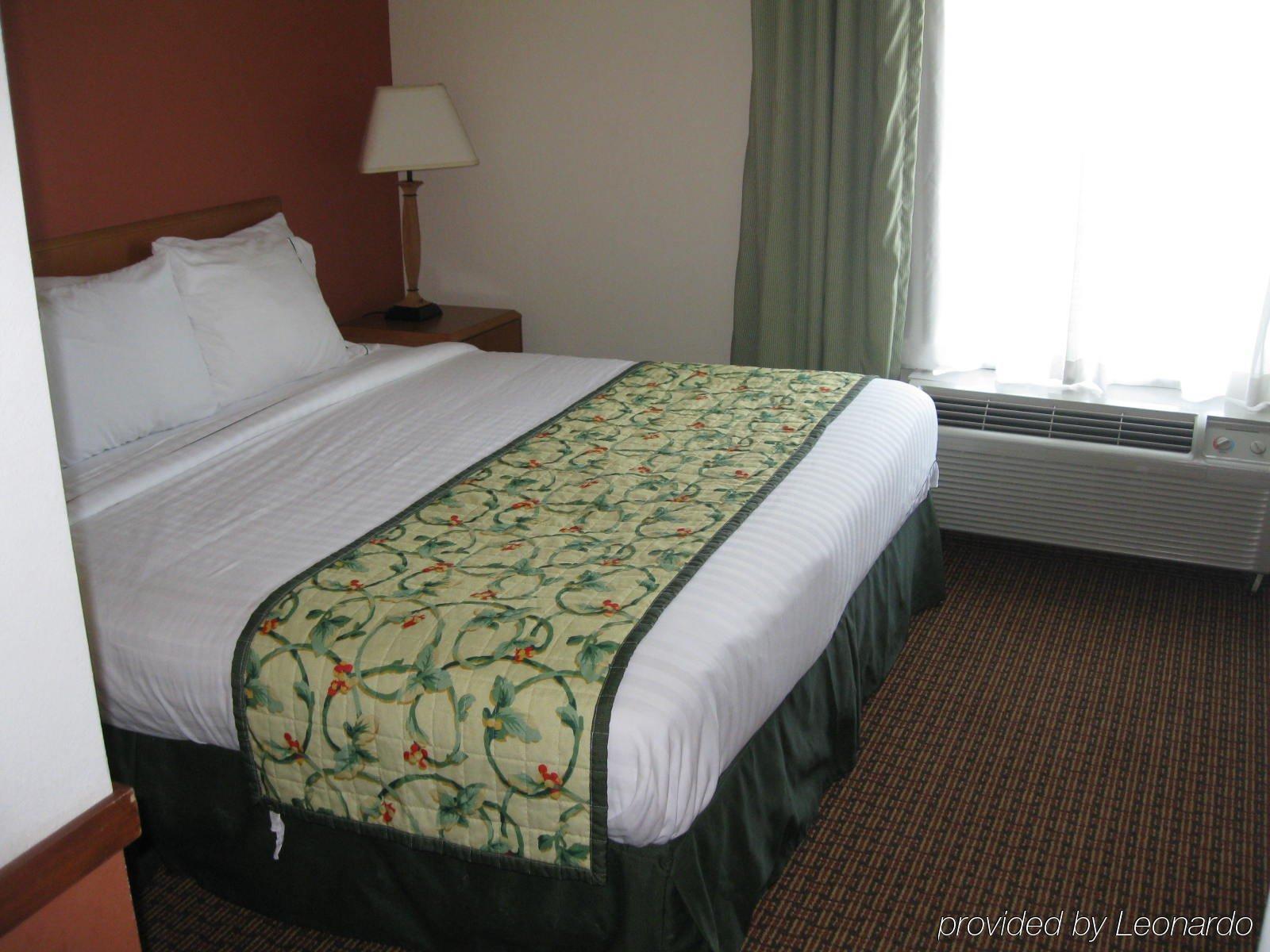 Holiday Inn Express Williamston By Ihg Екстериор снимка