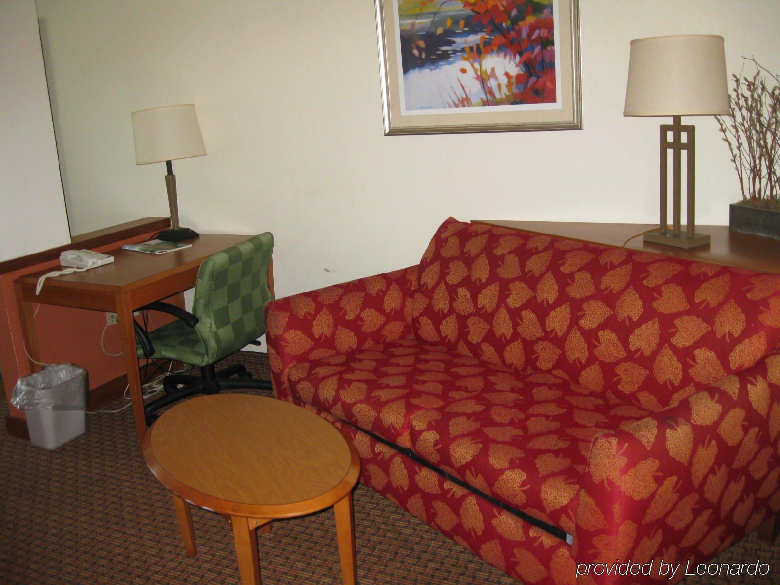 Holiday Inn Express Williamston By Ihg Екстериор снимка